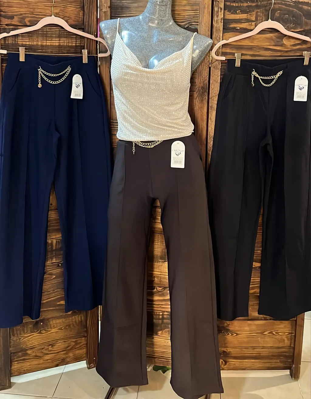 Pantalón de vestir con bolsas — imagen 1