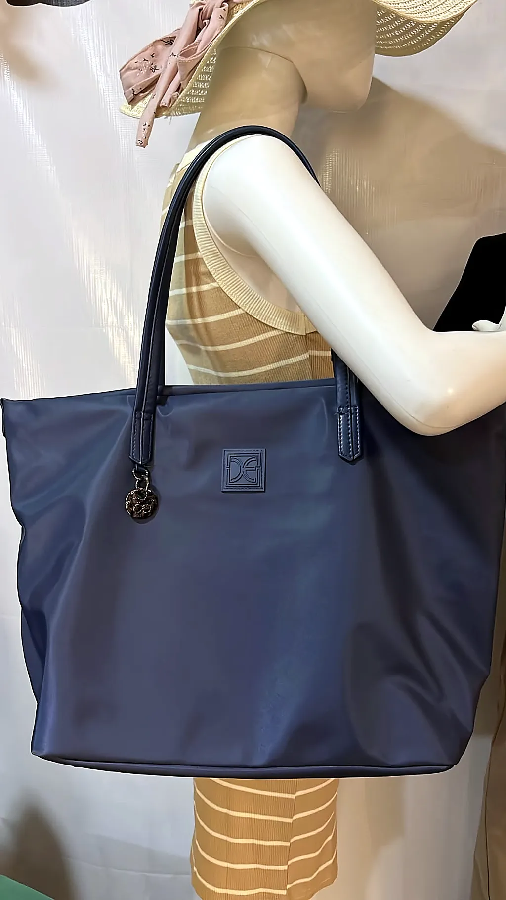Tote Bag Grande Impermeable — imagen 1