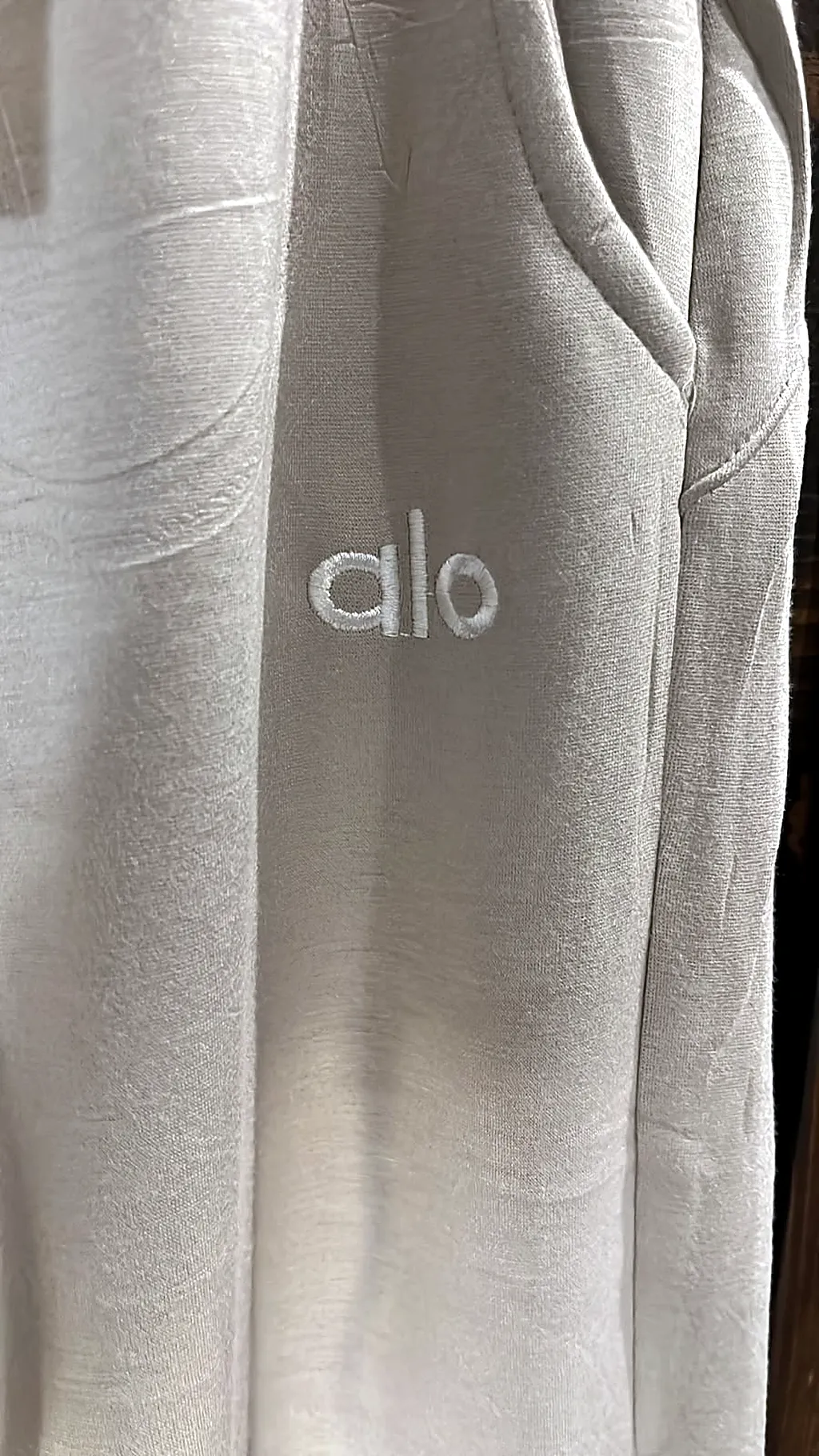 Pantalón tipo alo con bolsas — imagen 2