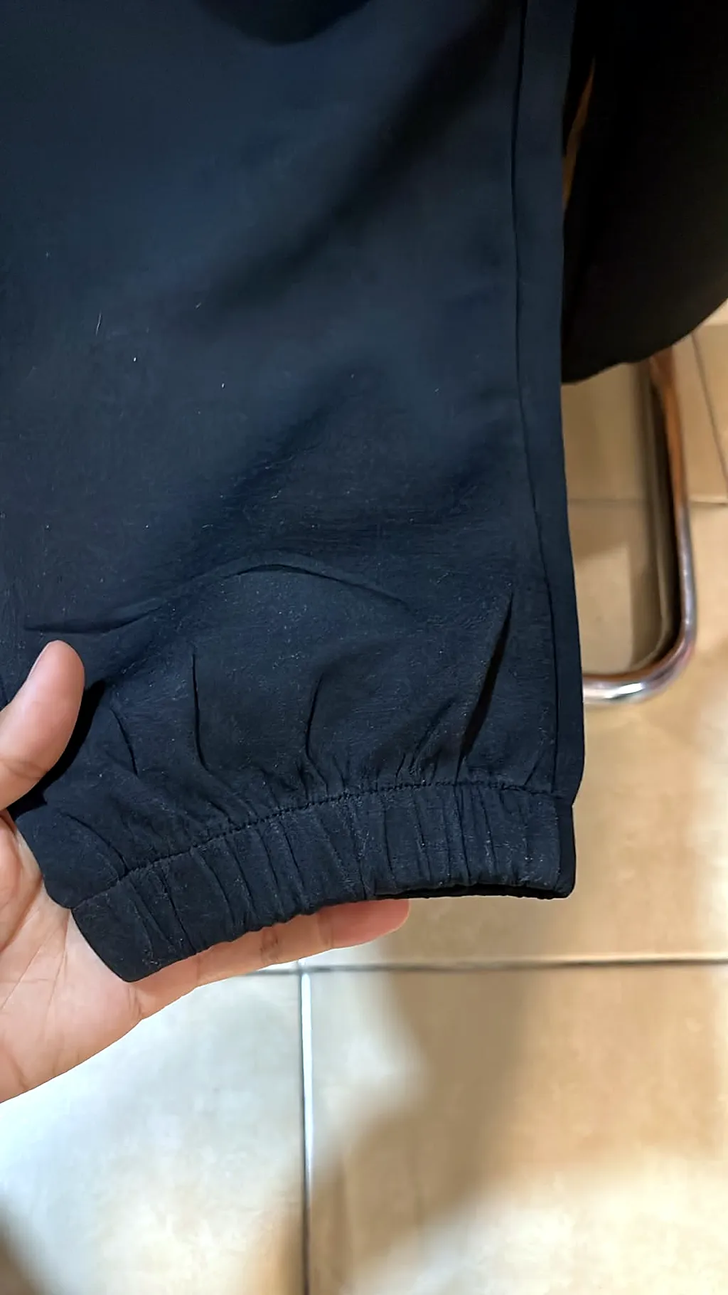 Pantalón fresco con bolsas — imagen 2
